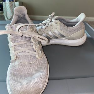 Size 6 Adidas Cloud Foam Sneakers